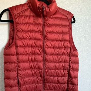 Uniqlo Ultra Light Down Red Puffy Vest
